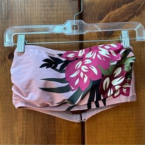 Women bandeau bikini. Size medium.